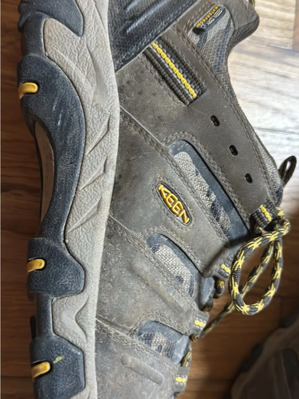 Keen sturdy trail